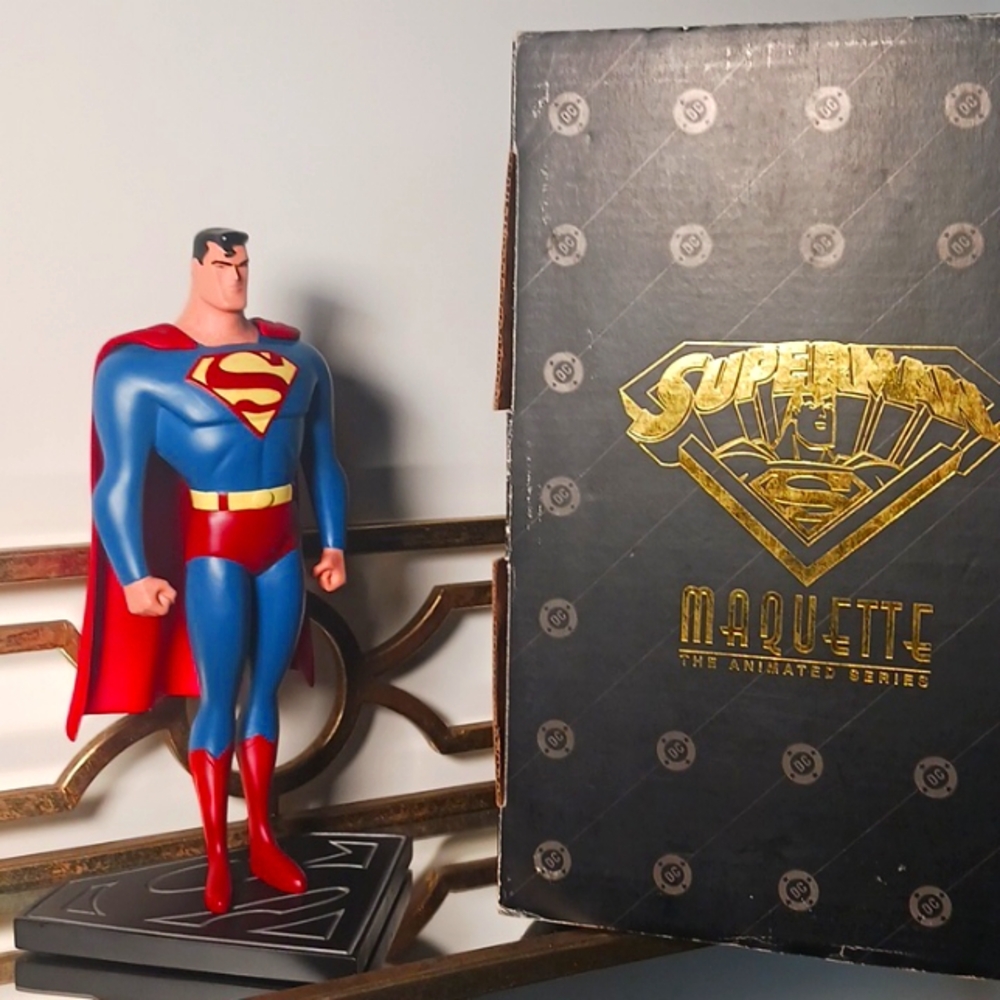 Vintage 1997 Maquette Superman Animated Series Statue-Bruce Timm, 12", Red+Blue.